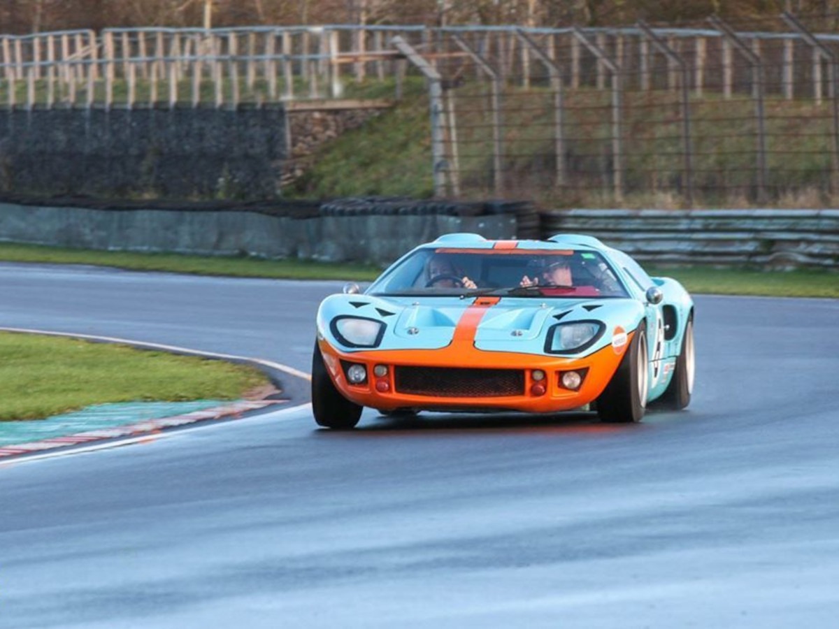 2002 Ford GT40 Image 5